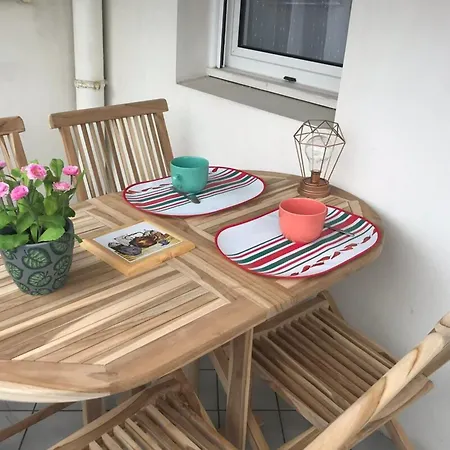 Bright T3 With Ocean View And Parking Lot - בית נופש