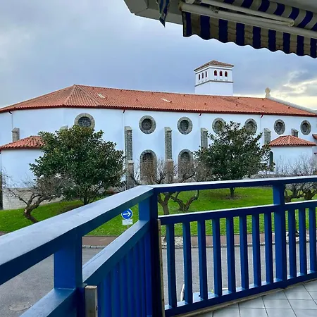 Bright T3 With Ocean View And Parking Lot -
